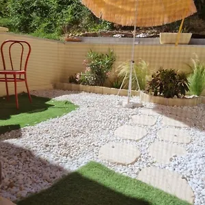 mazet-de-vacances-residence-l-espai.fr-provencehotel.com/