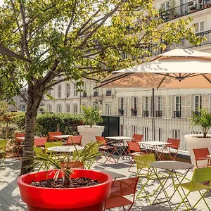 Mercure Montmartre Sacre Coeur Otel
