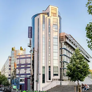 מלון Novotel Centre Bercy