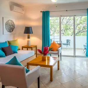 Montana 3*, Petionville Гаити